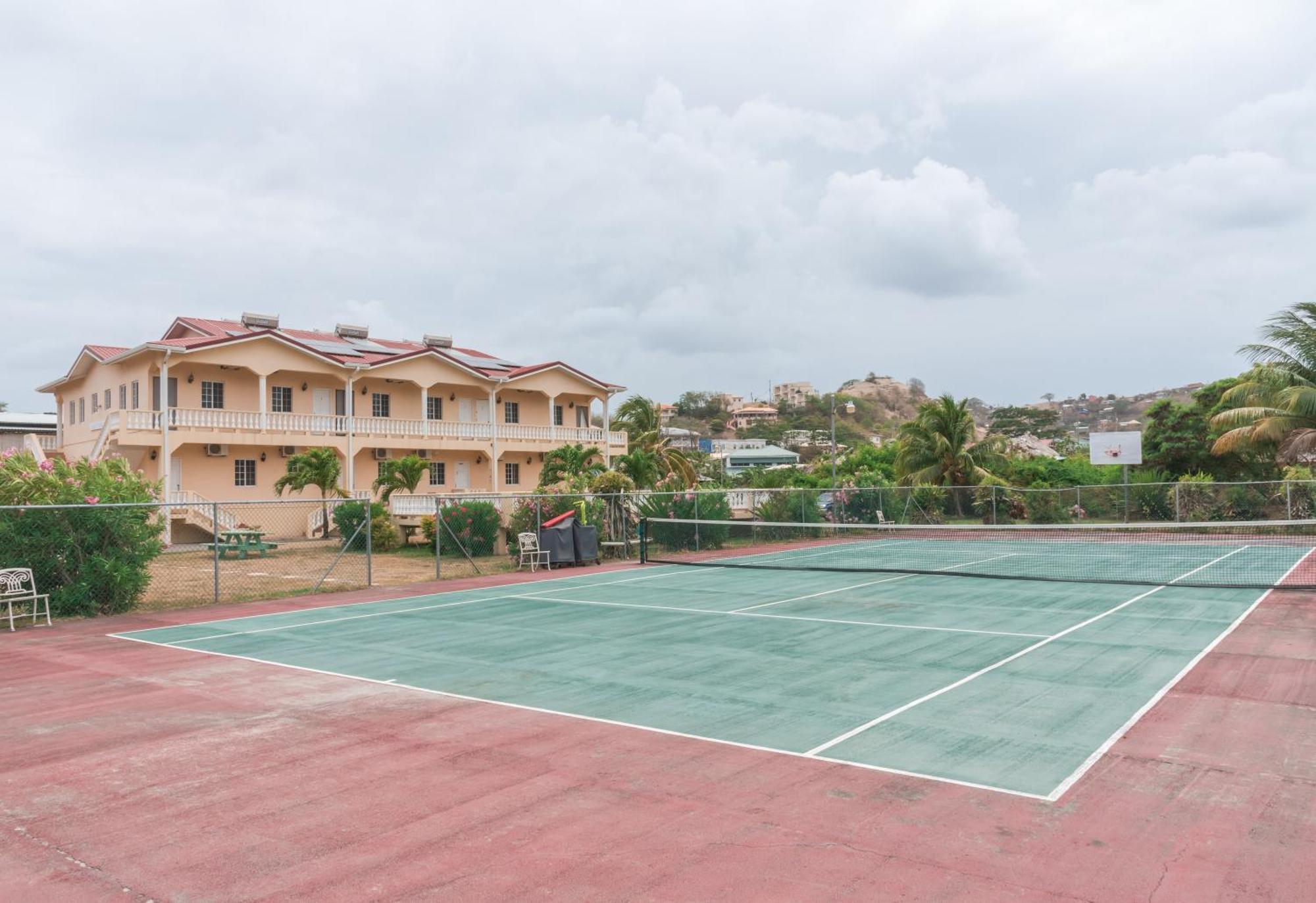 Yacht View Apartments True Blue 外观 照片